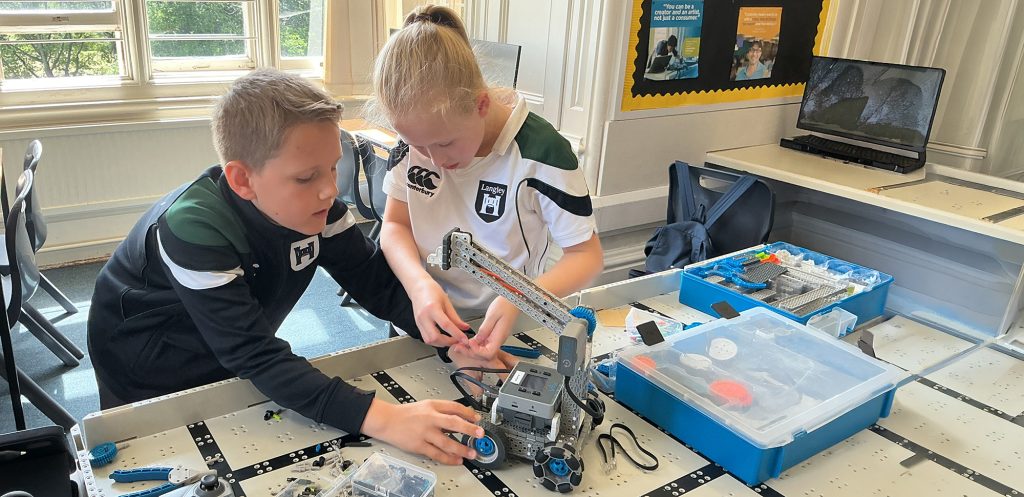 Pupils Celebrate Success in Raspberry Pi Coding Competition